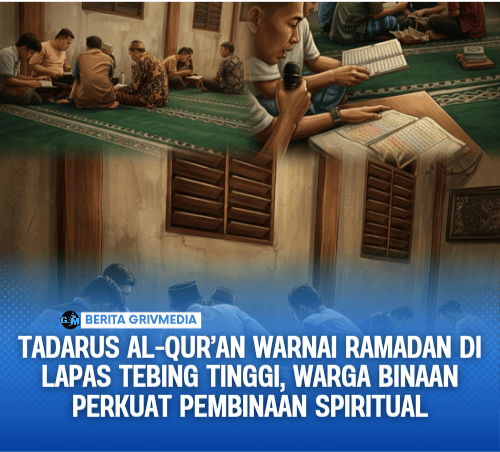Warga binaan membaca Al-Qur’an dalam kegiatan Tadarus Ramadan di Lapas Tebing Tinggi.