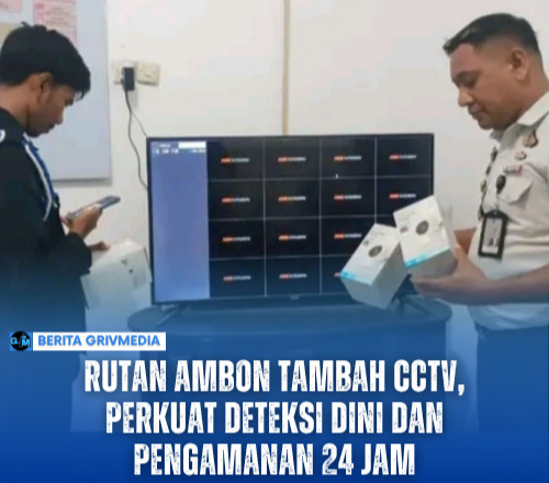 Petugas Rutan Kelas IIA Ambon memantau sistem CCTV baru yang dipasang di sejumlah titik strategis untuk memperkuat keamanan dan deteksi dini gangguan ketertiban.
