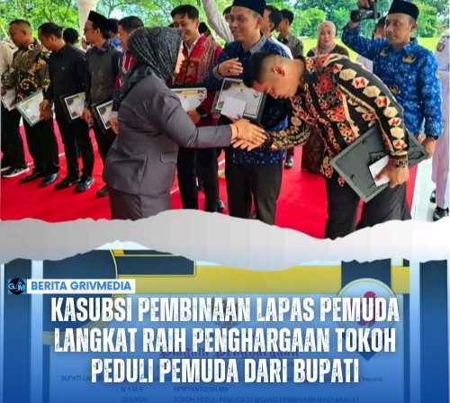 Efriyanto, Kasubsi Pembinaan Lapas Pemuda Kelas III Langkat, menerima penghargaan Tokoh Peduli Pemuda dari Bupati Langkat pada peringatan Hari Sumpah Pemuda ke-98 tahun 2026.